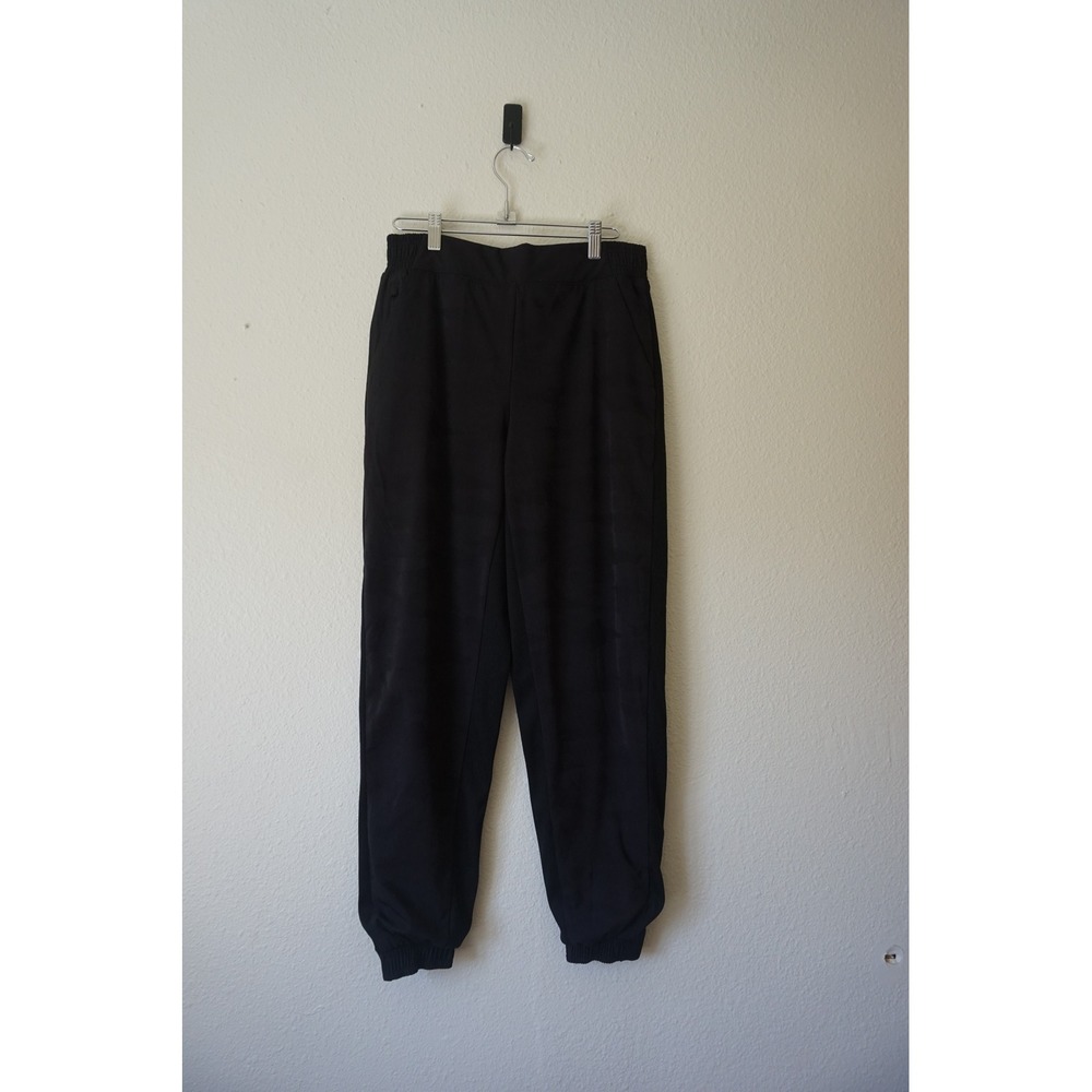 Athleta Brooklyn Lined Camo Jogger Black‎ Tonal Active Athleisure Travel Pants 6 - Picture 2 of 9